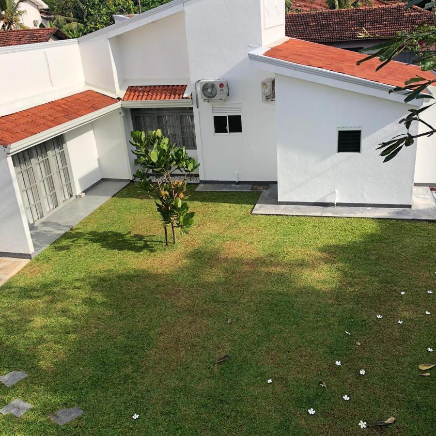 Bony'S Holiday Inn Negombo Exterior foto